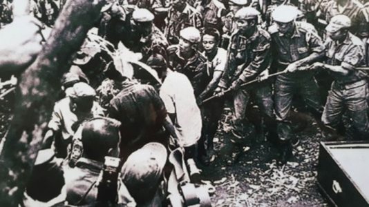 Evakuasi Jenazah Pahlawan Revolusi. (Ist)