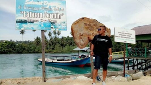 Danau Labuan Cermin. (Foto: Instargram ronal_jp)