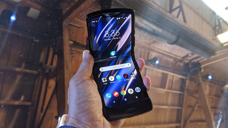 Motorola RAZR 2019: Tampilan Klasik, Spesifikasi Apik