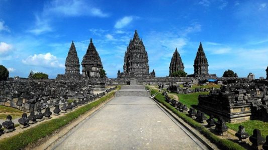 Candi Prambanan. (Foto: http://bob.kemenpar.go.id/)