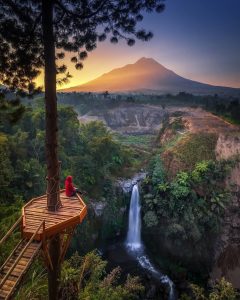 Air terjun Kedung Kayang suguhkan pemandangan elok. (Foto: instagram@Pergipedia)