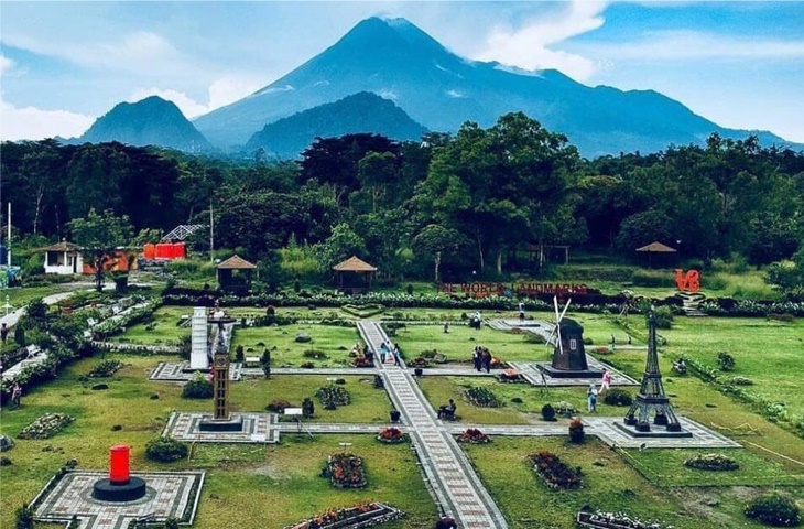 Sensasi Keliling Dunia di Merapi Park Yogyakarta