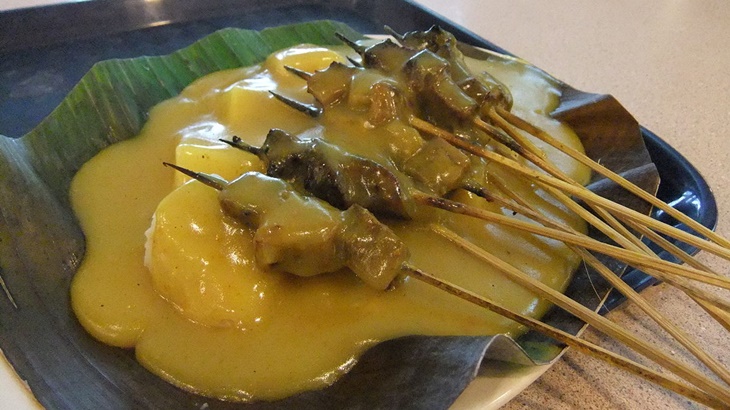 Manjakan Lidah dengan Sate Padang Khas Medan