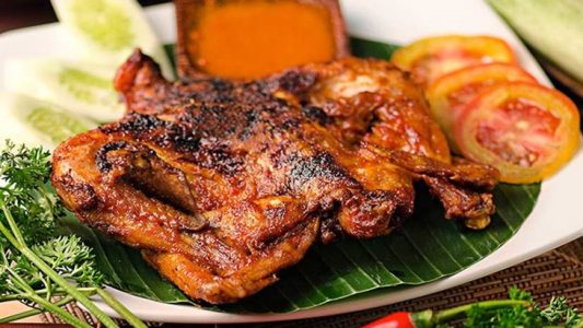 Ayam bakar taliwang. (Foto: okezone.com)