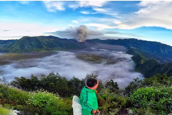 Puncak B29, Negeri di Atas Awan dari Lumajang