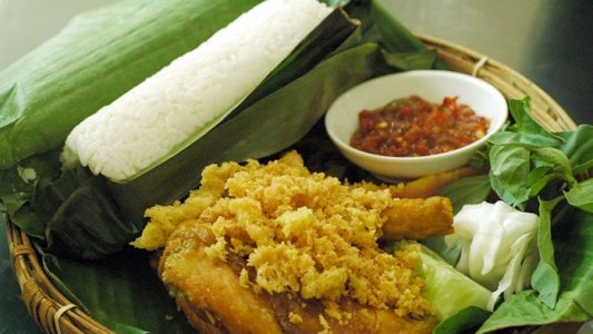 nasi timbel sunda atau sangu timbel