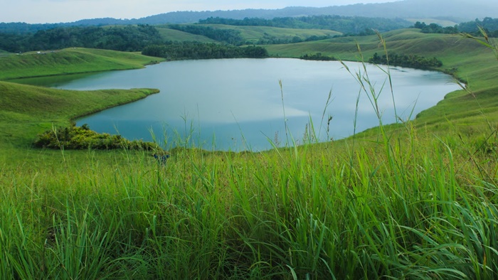 Danau Imfote, Danau Love yang Seksi di antara Hamparan Sabana