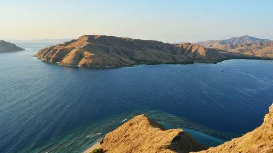 indahnya gili laba