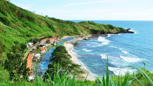 pantai menganti