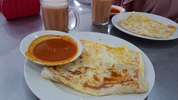 Roti Canai, Kuliner Khas Kepri Mirip Martabak yang Diberi Kuah