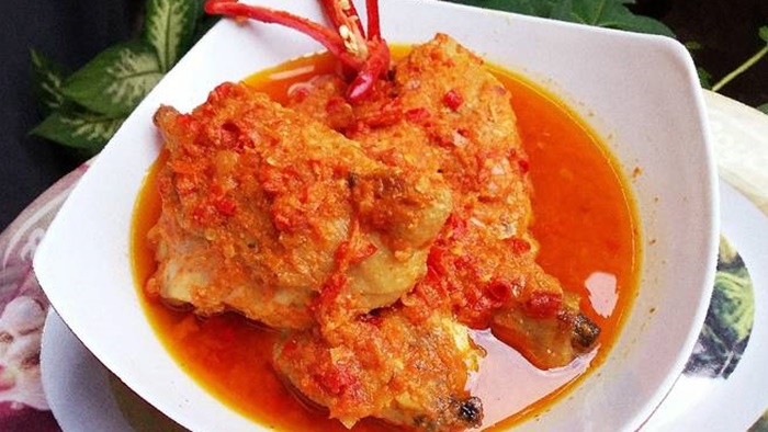 Pelalah Manuk, Kuliner Pedas dan Gurih dari Lombok