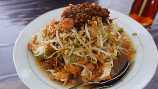 isian lontong balap