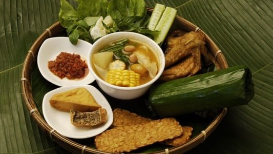 tekstur dan cita rasa nasi timbel