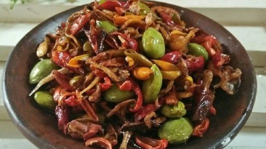 kuliner banten sambal buroq