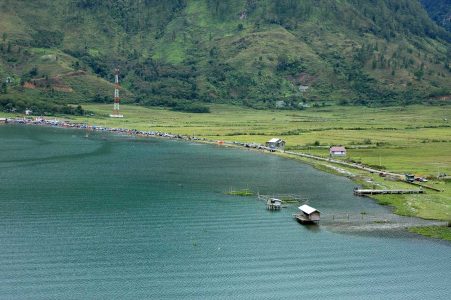 pesona aceh danau laut tawar