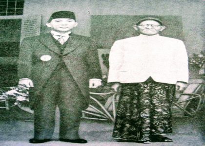 sukarno bersama sang ayah raden soekemi