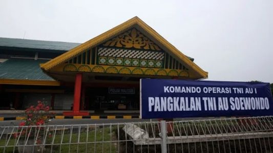 bandara polonia berganti jadi lanud