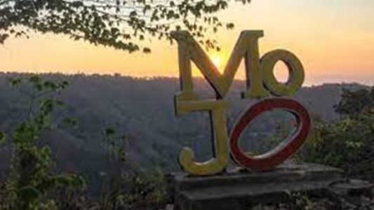 bukit mojo gumelem di kabupaten bantul